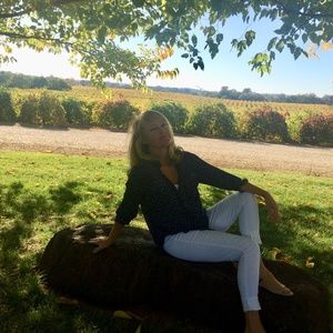 Meet your Posher, Paula